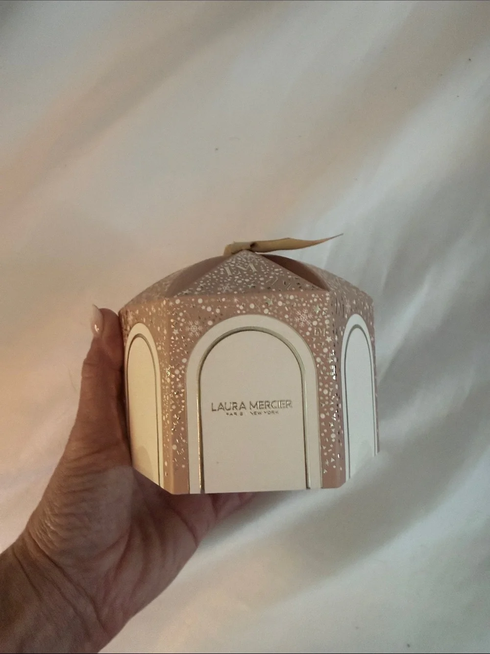 laura mercier Translucent Loose Setting Powder special holiday ultra blur